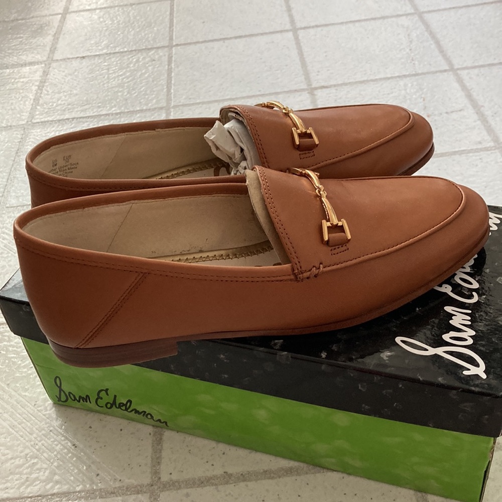 Sam Edelman Loraine Loafer - Picture 4 of 11